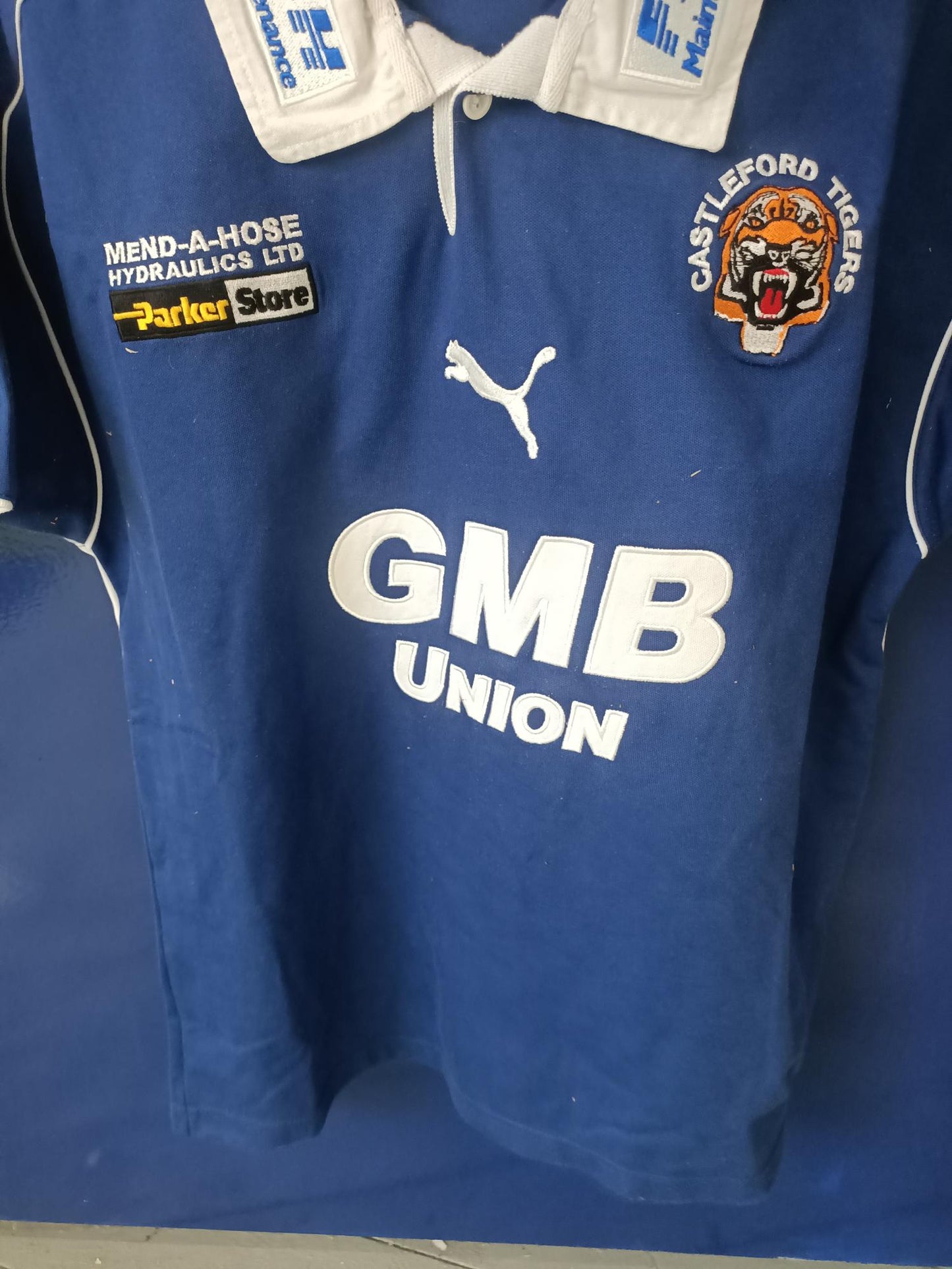 Castleford Tigers 2006 away shirt (Large)