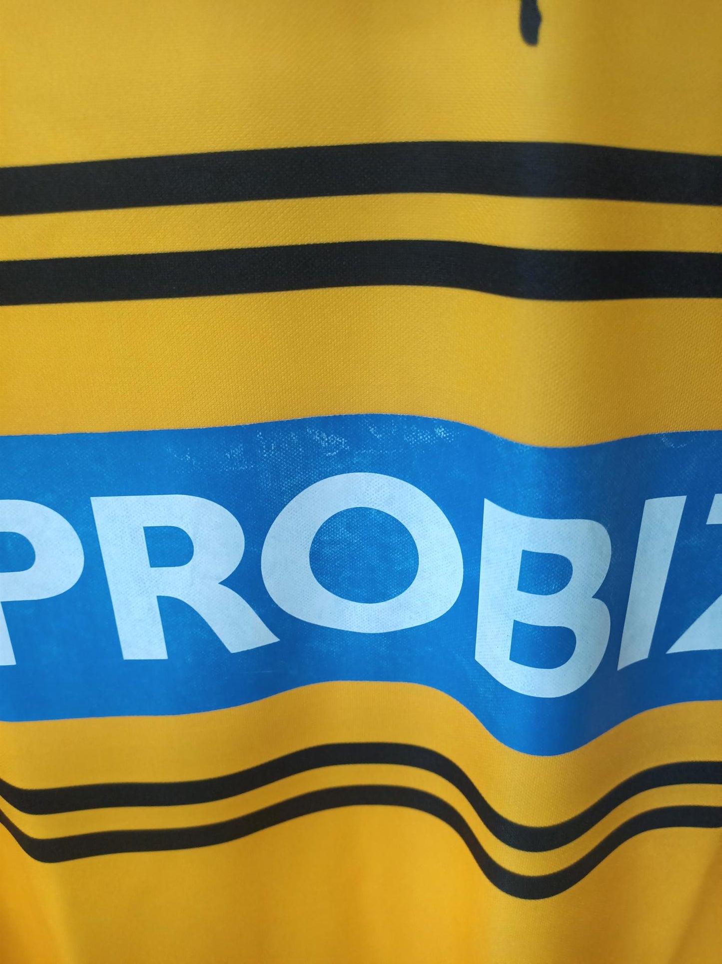 Castleford Tigers 2011 Home shirt (Small)