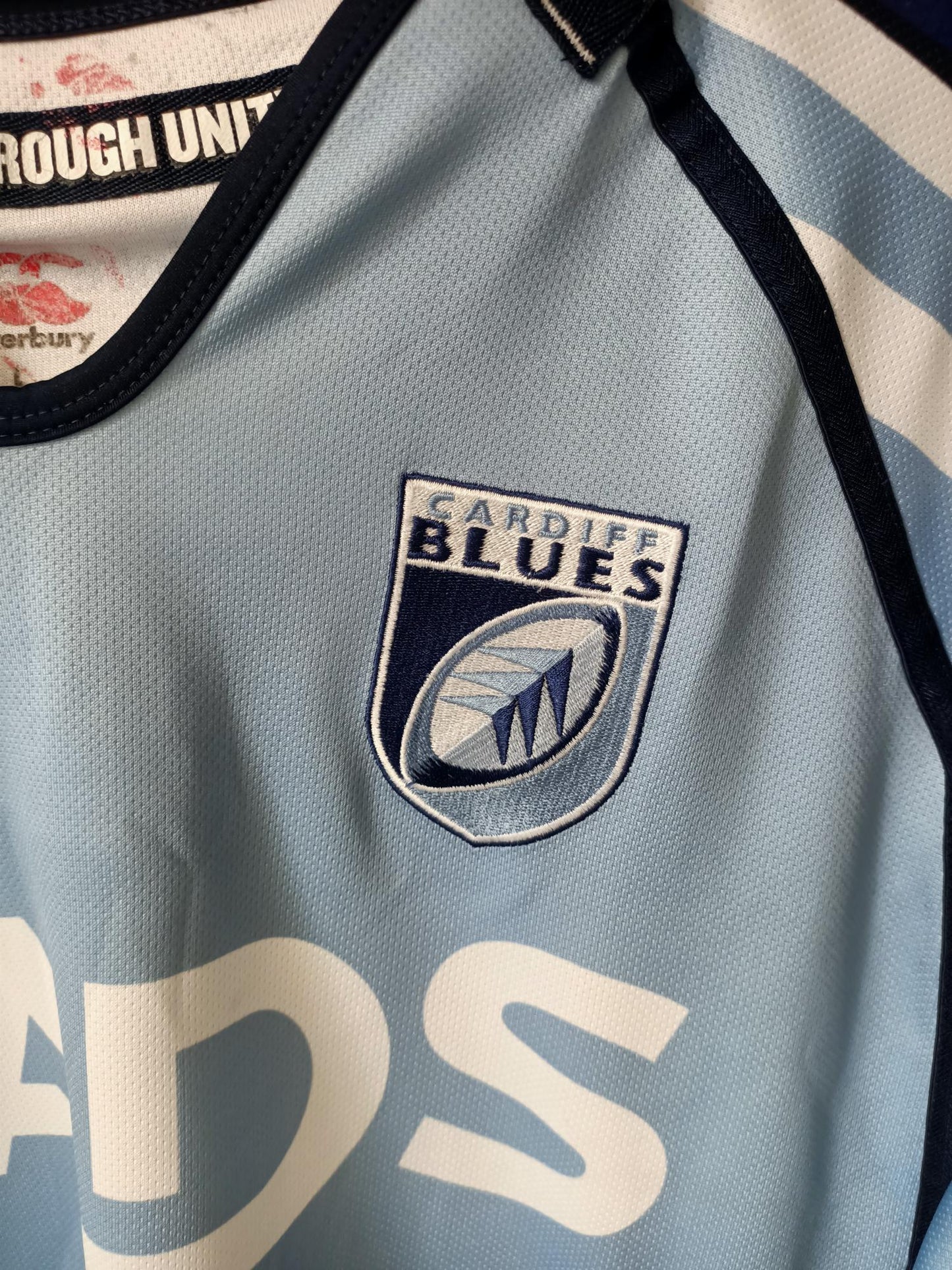 Cardiff Blues Rugby Shirt (Large)