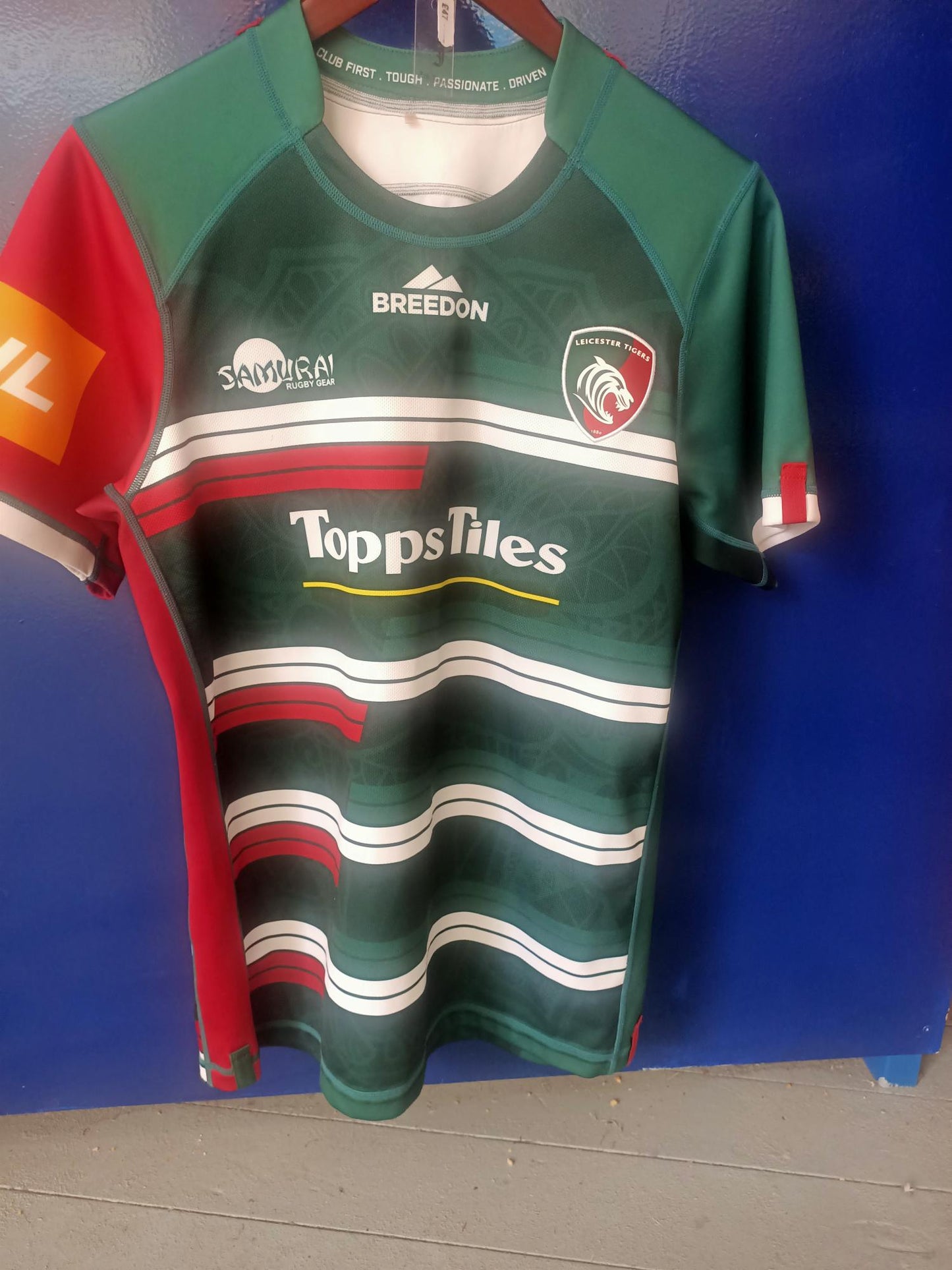 Leicester Tigers 2020/2021 Home Shirt (Medium)