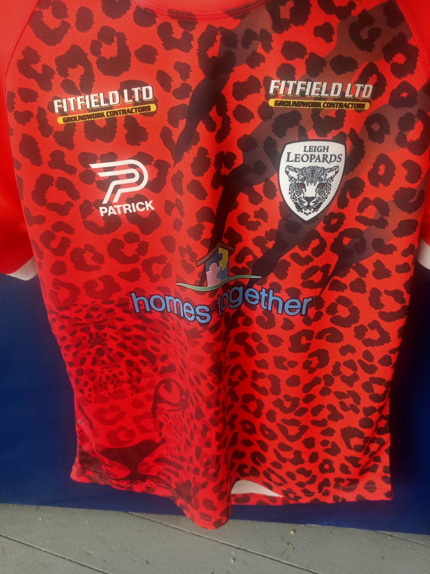 Leigh Leopards Rugby Shirt (Large)