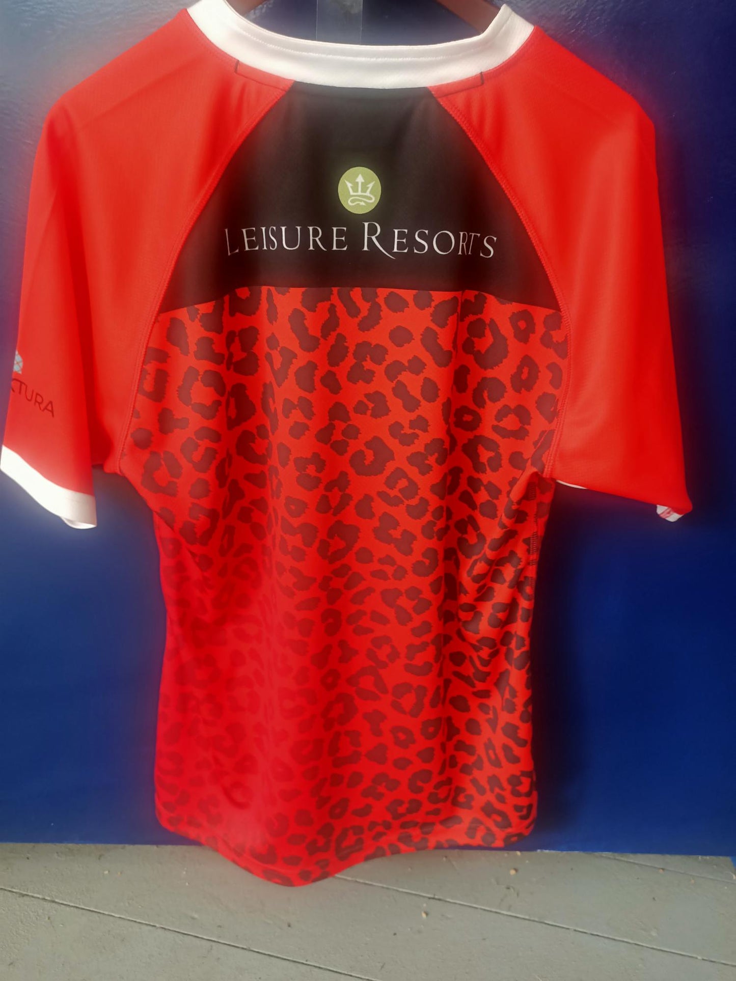 Leigh Leopards Rugby Shirt (Large)