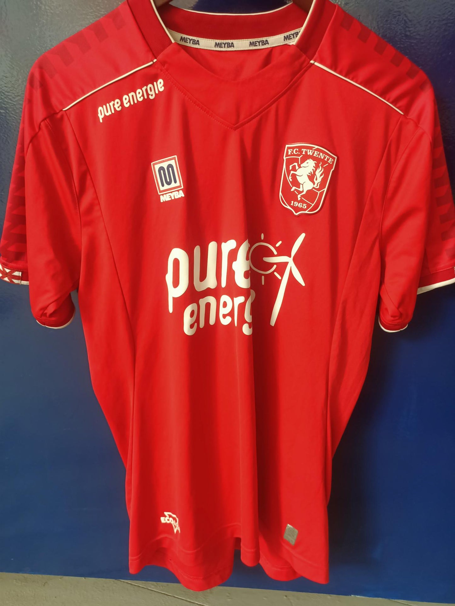 FC Twente 2020-2021 Home Shirt (Small)