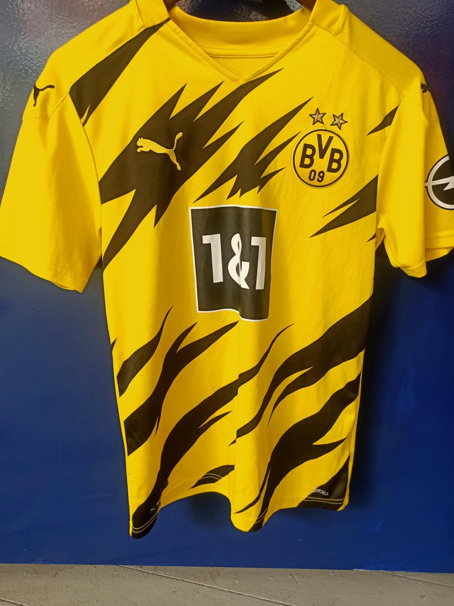Borussia Dortmund 2020-2021 Home Shirt (Small)