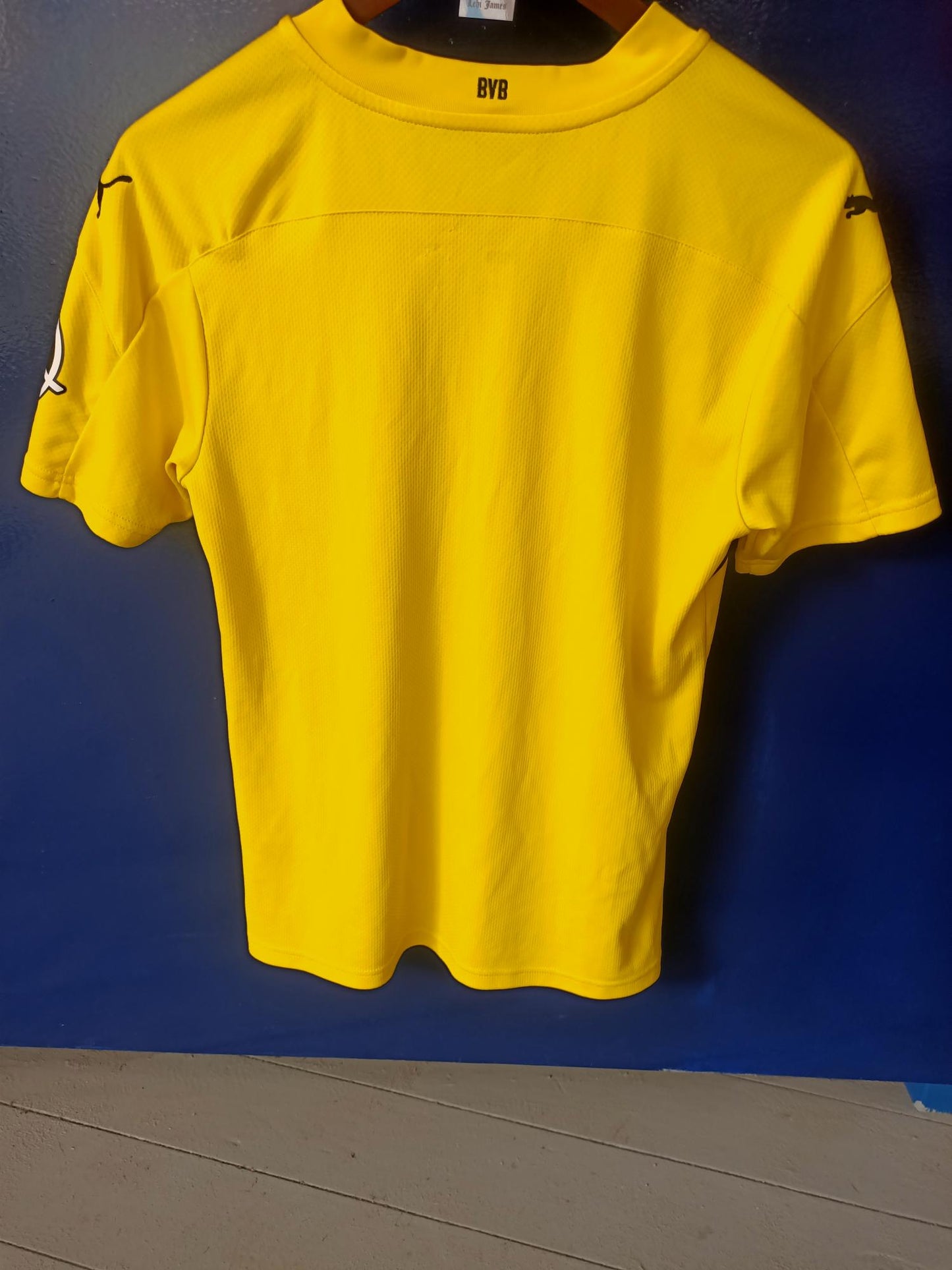Borussia Dortmund 2020-2021 Home Shirt (Small)