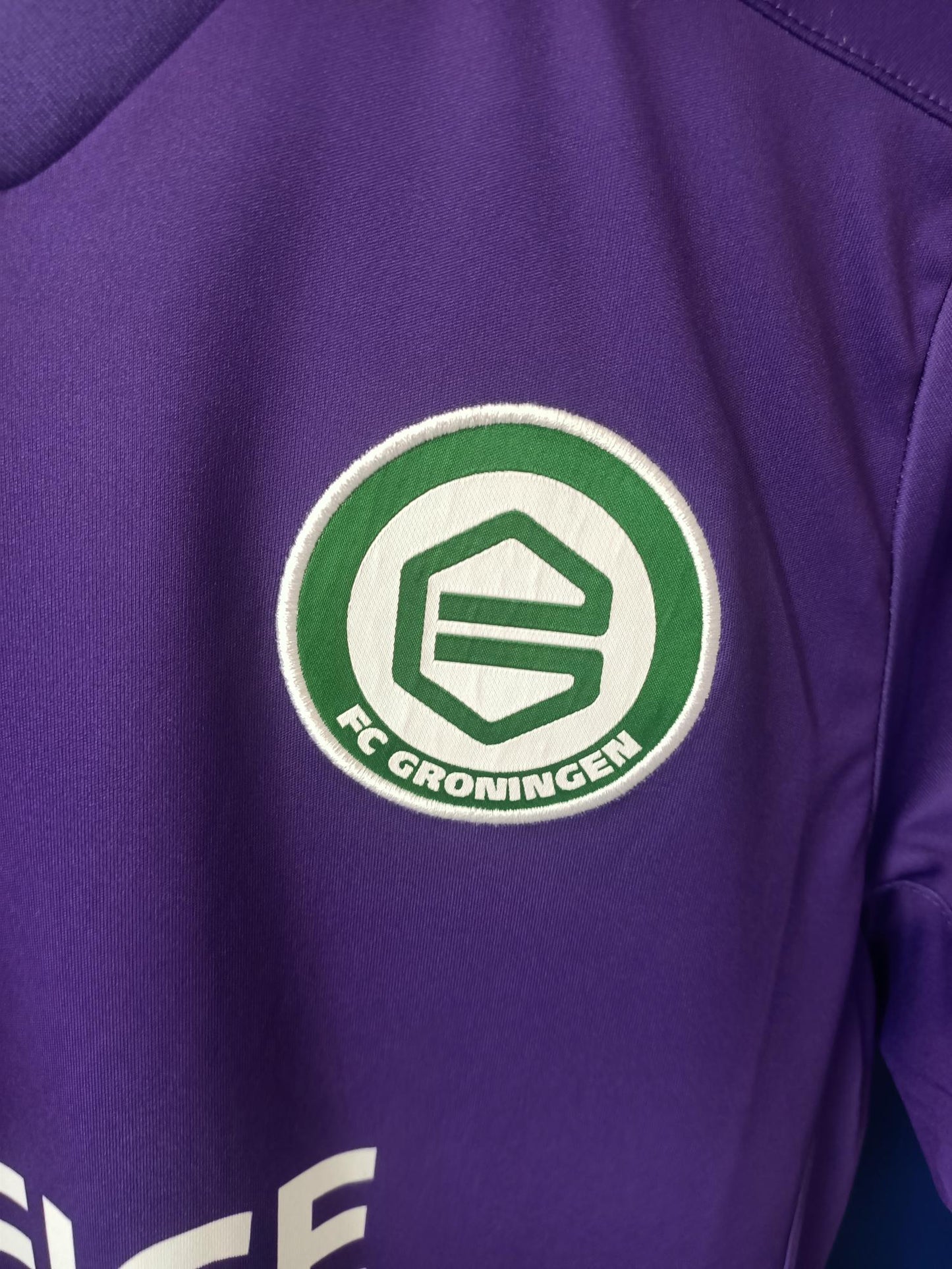 FC Groningen 2020-2021 Away Shirt (Small)