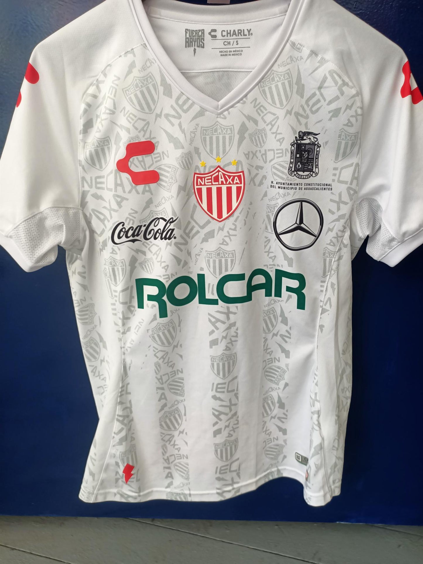 Club Necaxa  2019-2020 Home Shirt (Small)