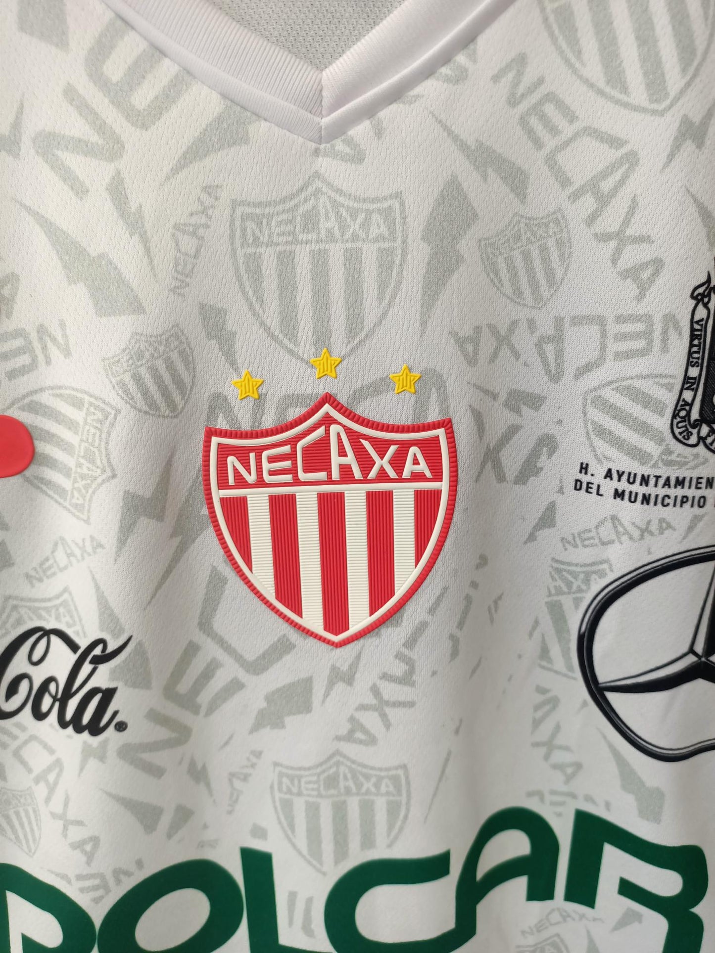 Club Necaxa  2019-2020 Home Shirt (Small)