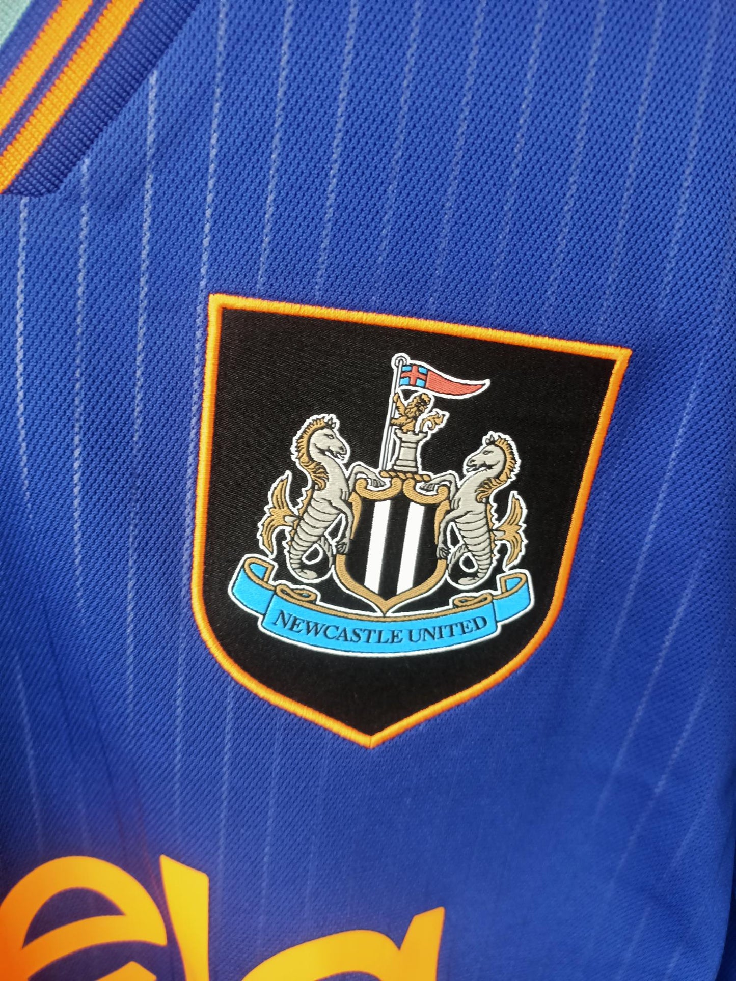 Newcastle United 2025-2026 Third Shirt (Medium)