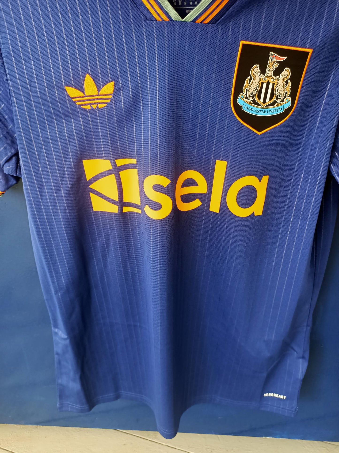 Newcastle United 2025-2026 Third Shirt (Medium)