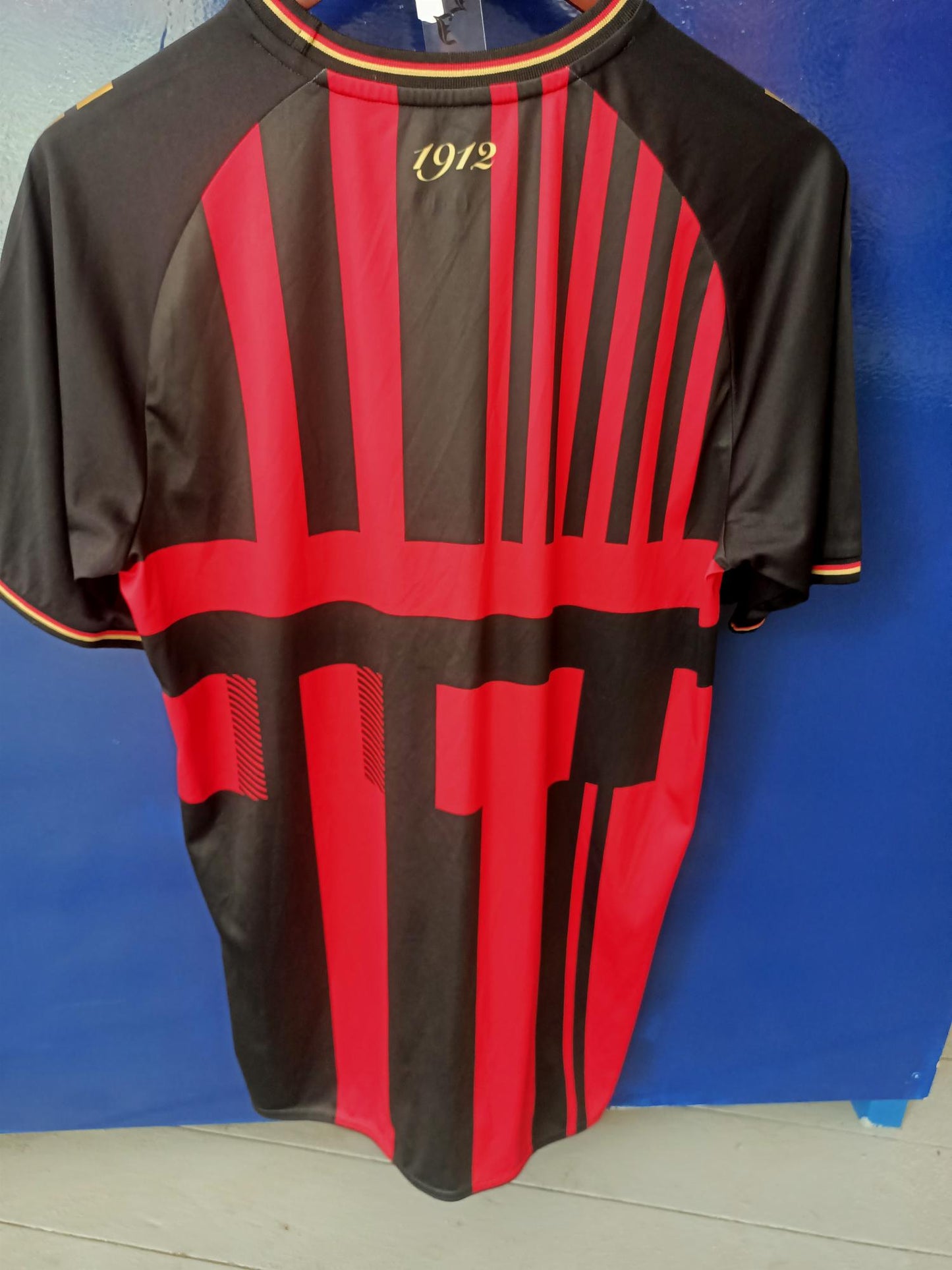 Neuchâtel Xamax 2024-2025 Special Shirt (Medium)