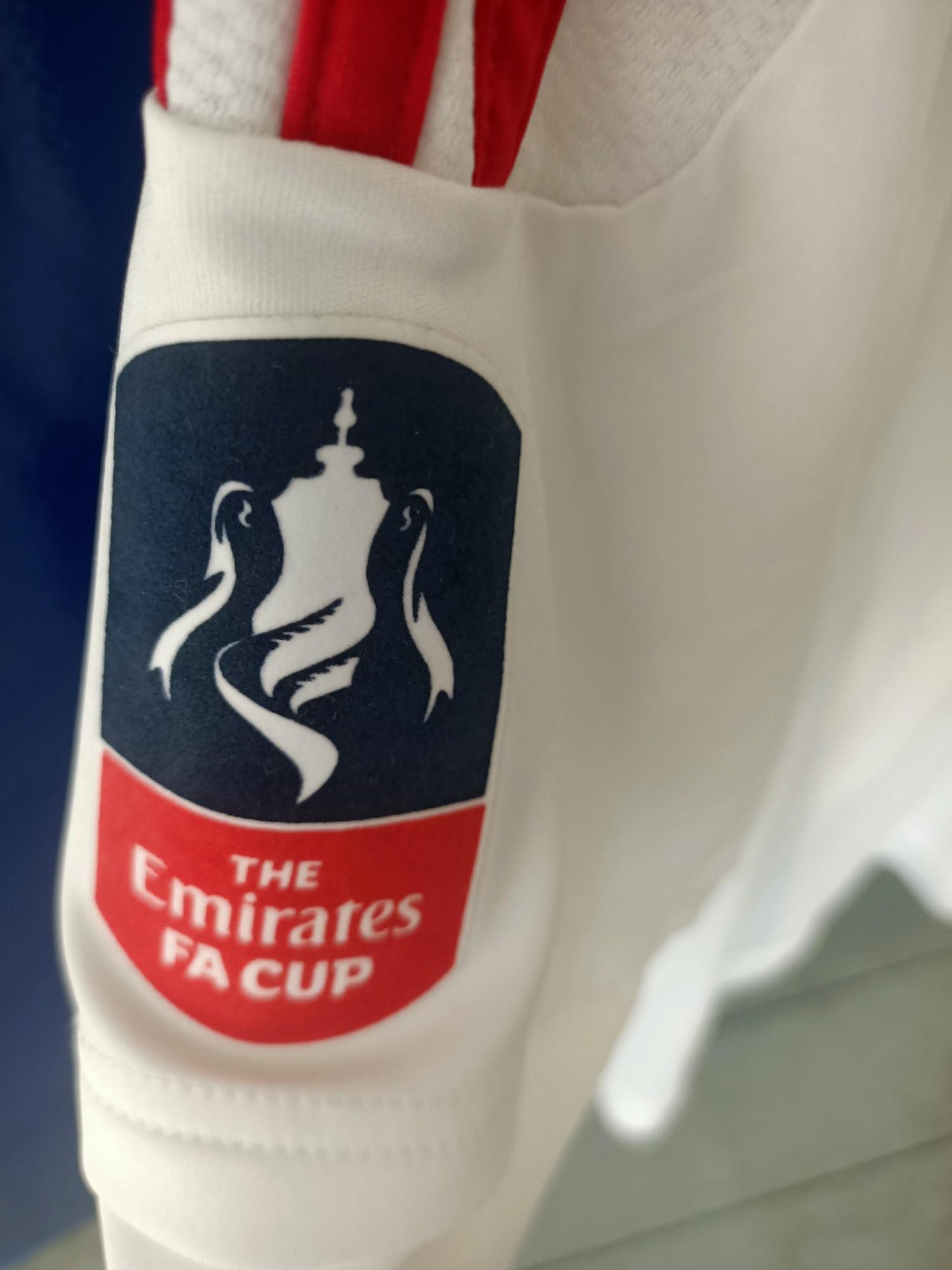 Manchester United away  2015-2016 FA Cup Final Shirt (Medium)