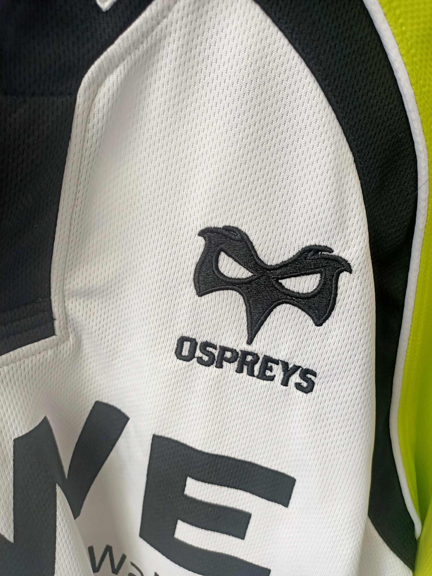 Ospreys 2012-2013 Away Shirt (Medium)