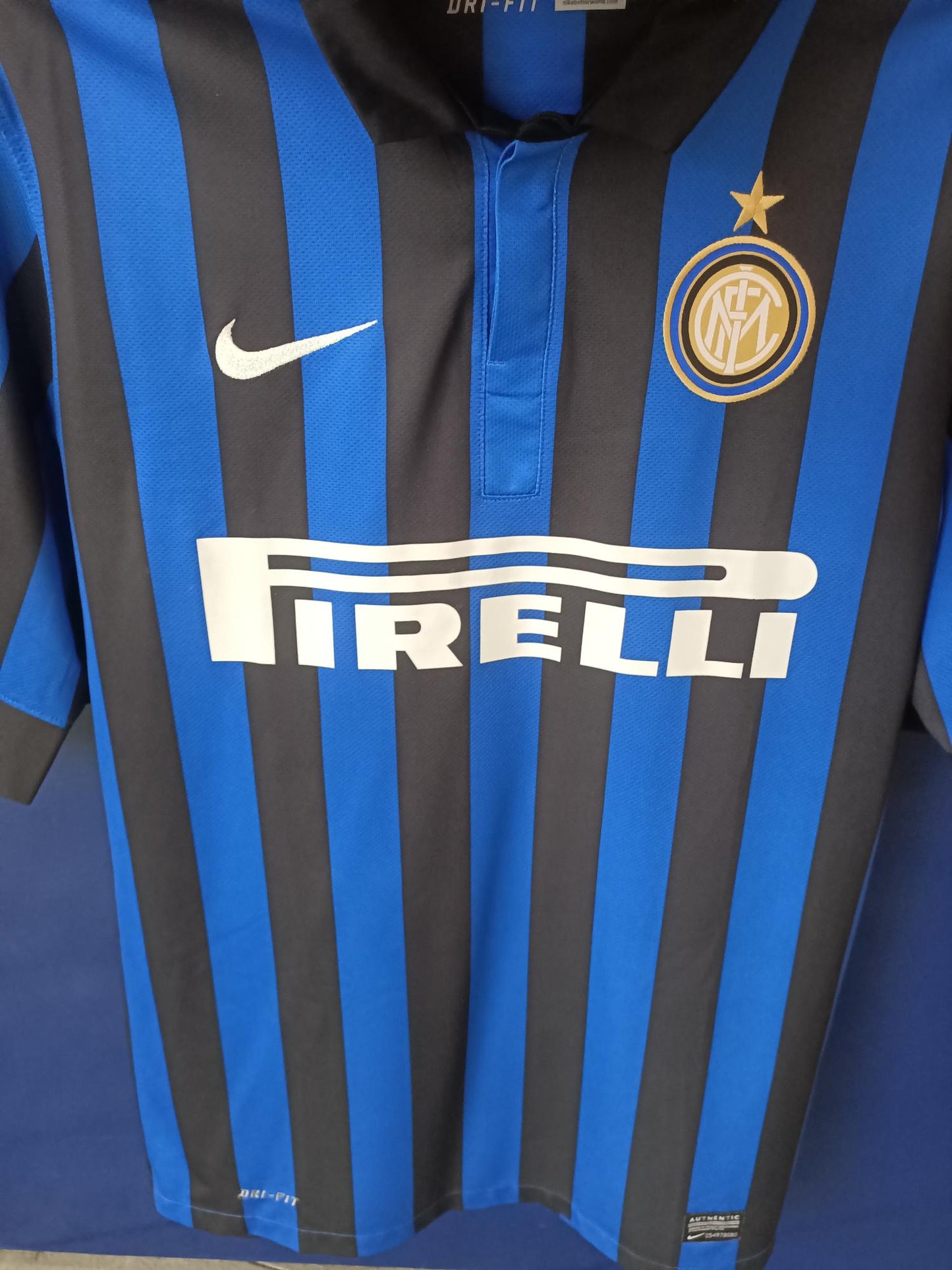 Inter Milan 2011/2012 Home Shirt (Sneijder)