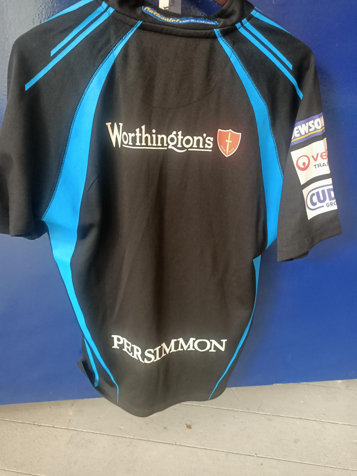 Ospreys 2011/2012 Home shirt (Medium)